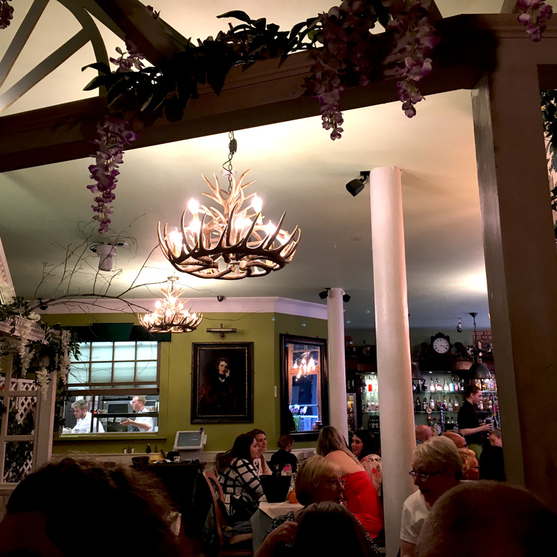 The Richmond, Manchester, Interior