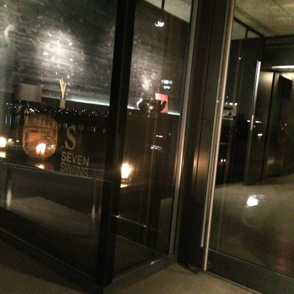 Seven-Swans_Restaurant_Mainkai Frontansicht