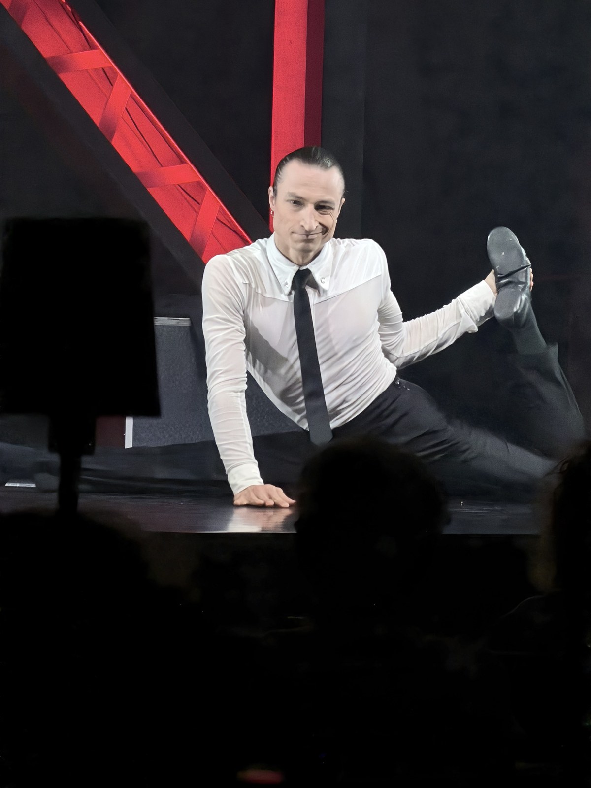 Alexandr Batuev Kontorsion, Spagat in der Luft, GOP Bremen