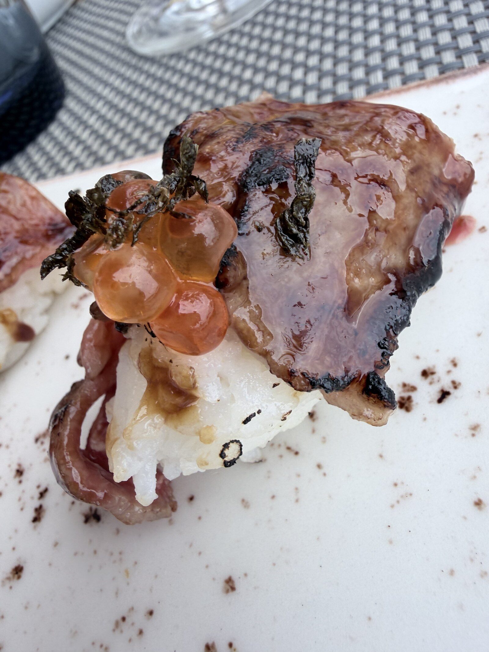 Wagyu mit Sushireis und Kaviar Detail Es Passeig