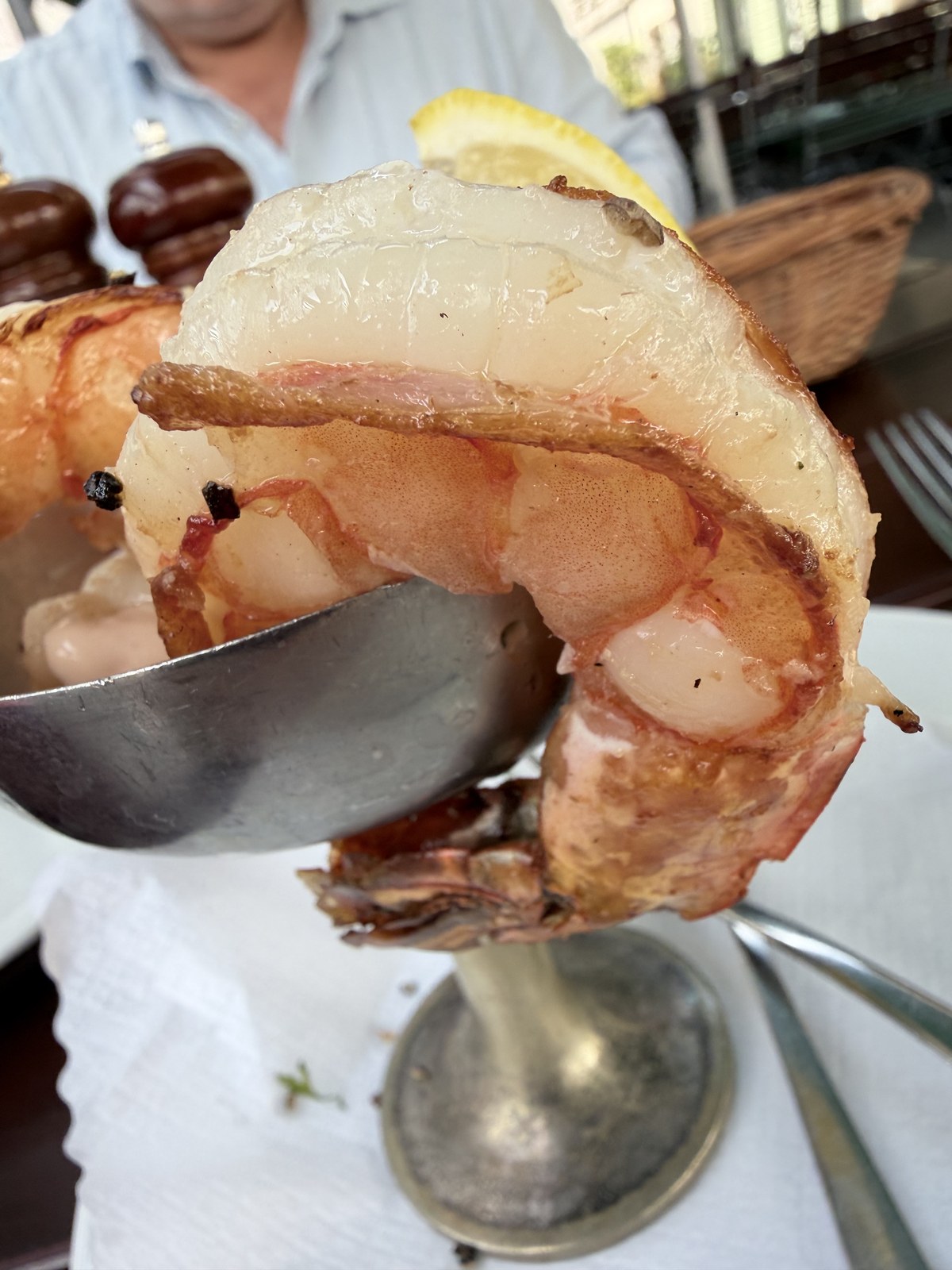 Die traditionellen Scampis als Vorspeise in der Schlachterbörse Hamburg