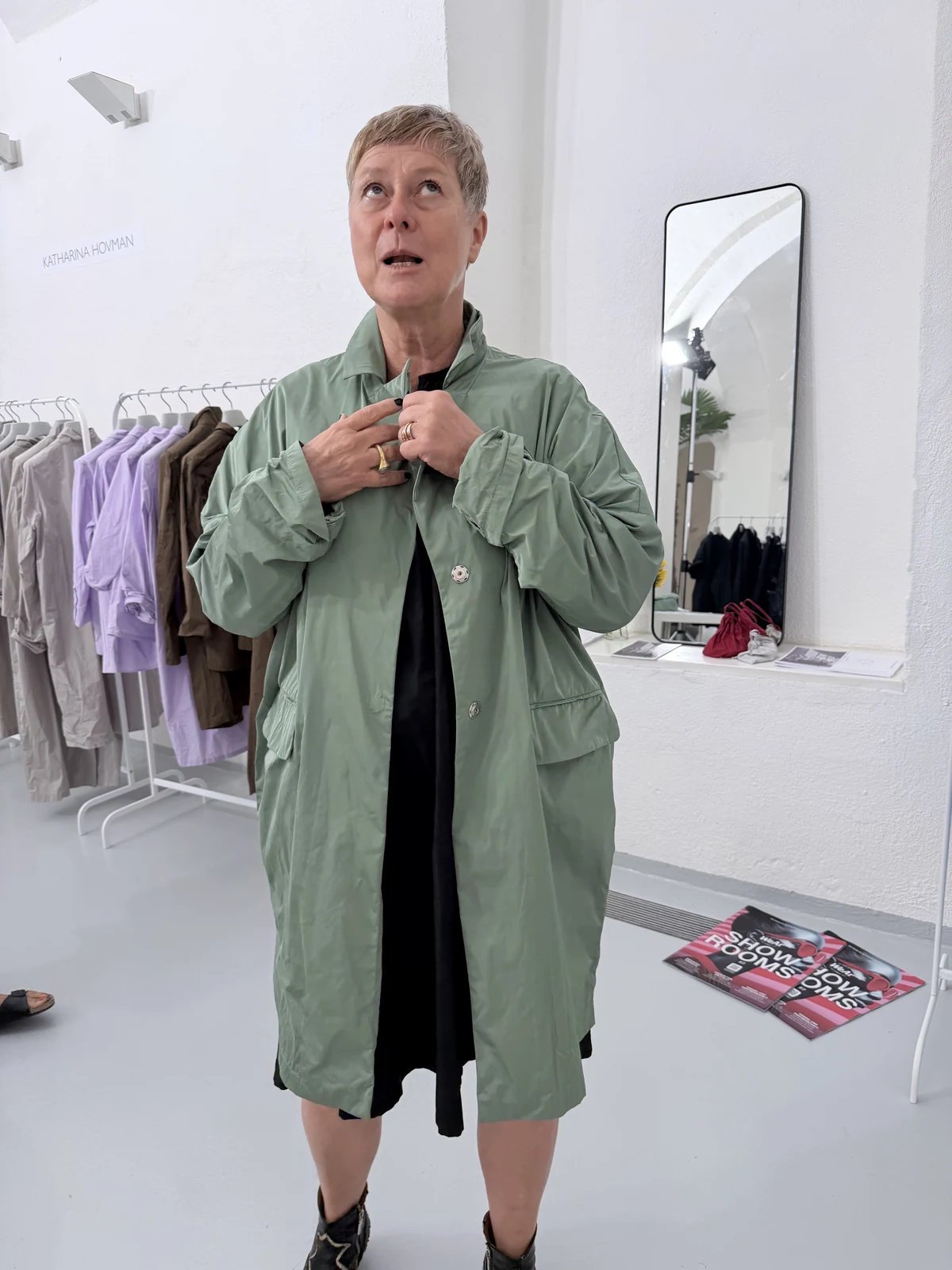 Jade summer coat from the Katharina Hovman collection at the Praterinsel showroom in Munich